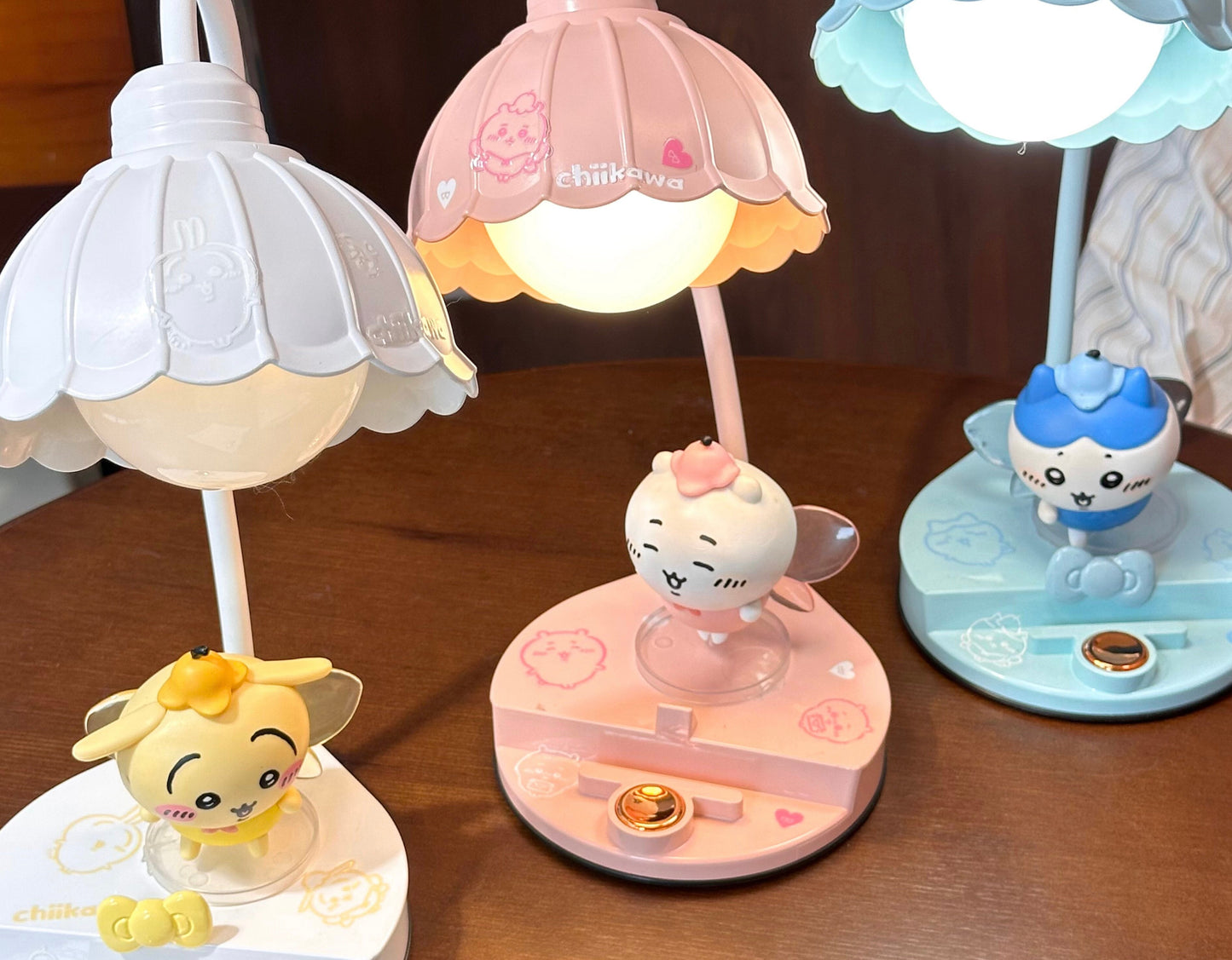 chiikawa Table Lamp