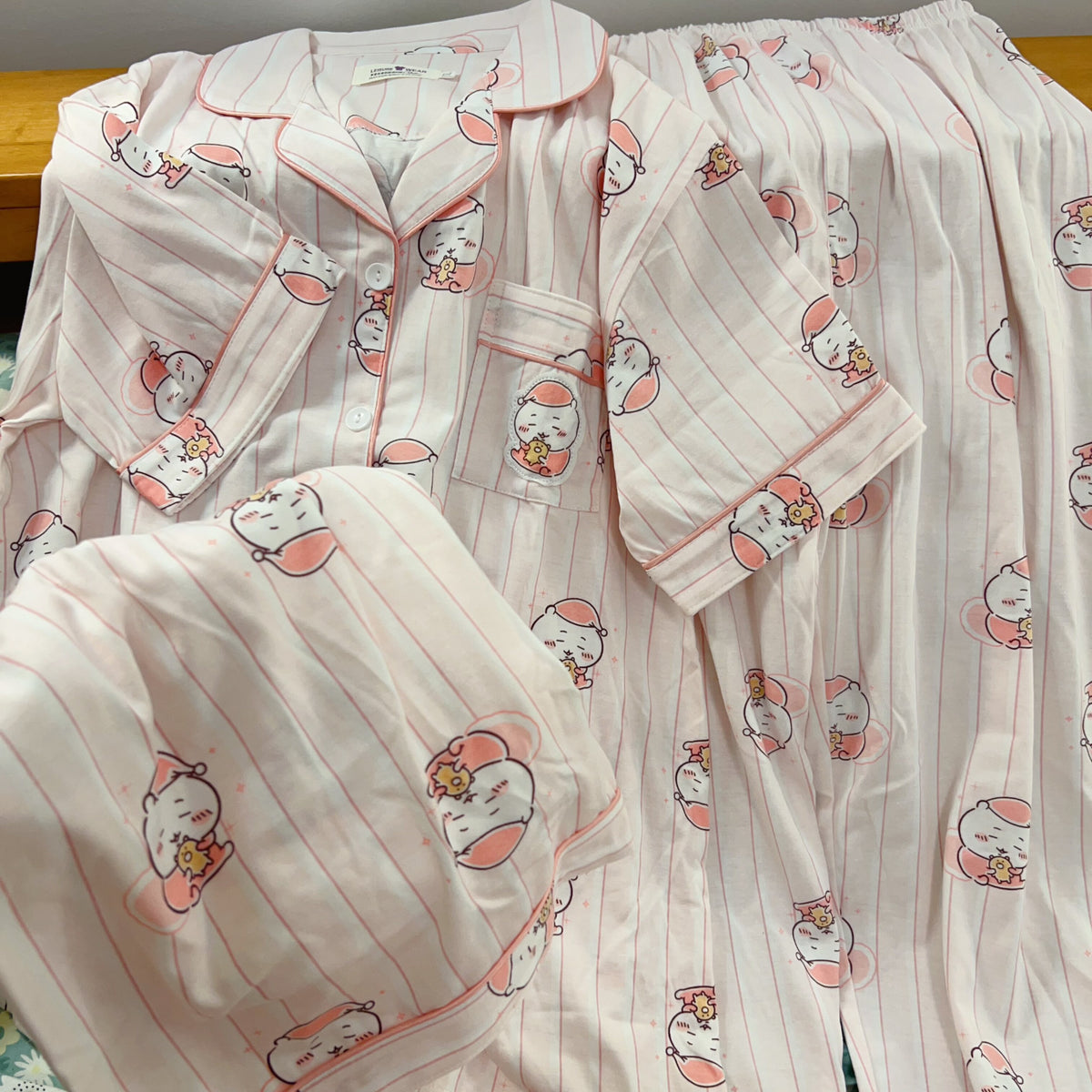 Chiikawa Usagi Hachiware Momonga long-sleeve striped pajamas