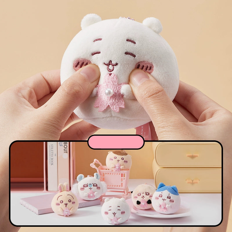 MINISO Chiikawa Sakura Season Daifuku Pendant