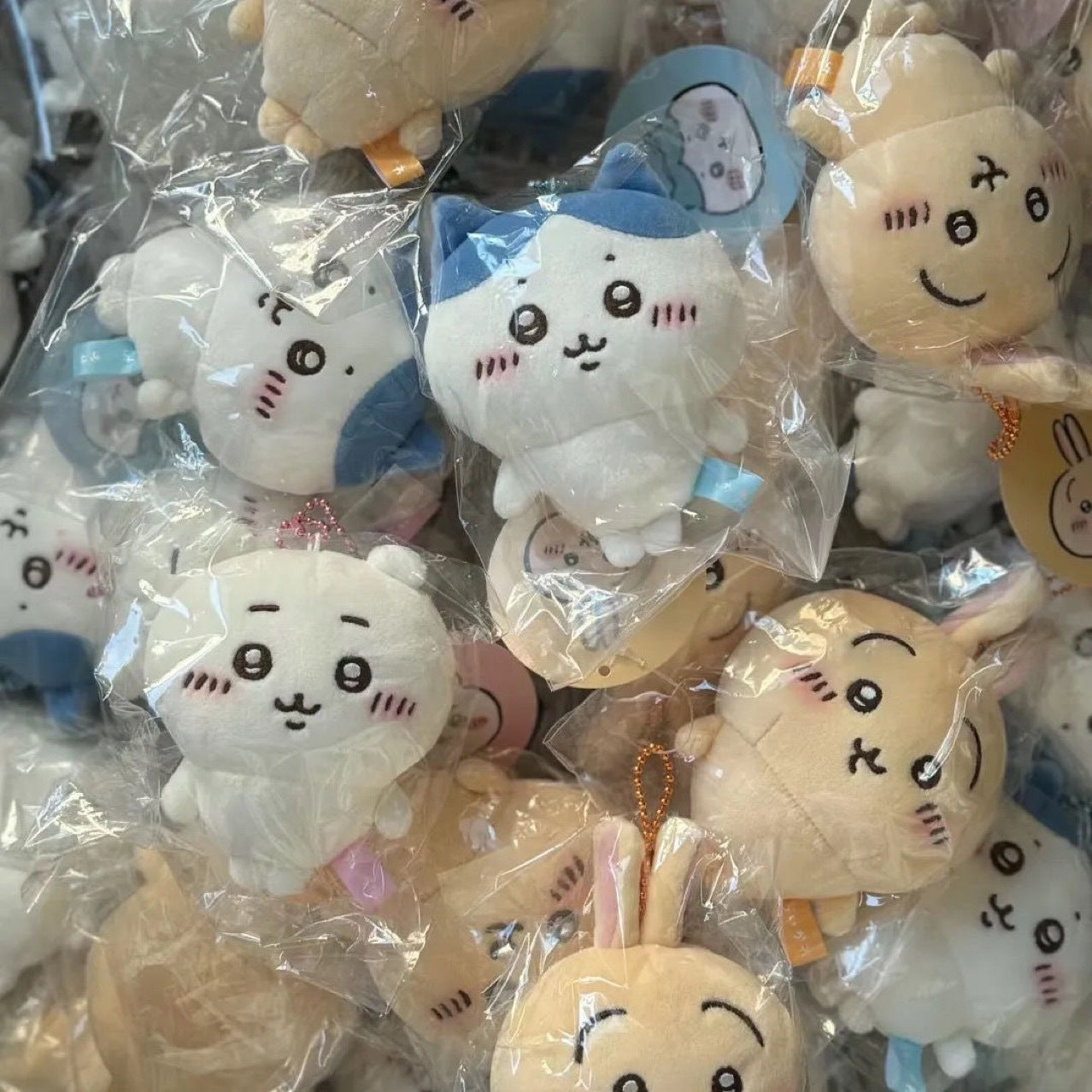 Usagi, chiikawa and Hachiware plushie with chain